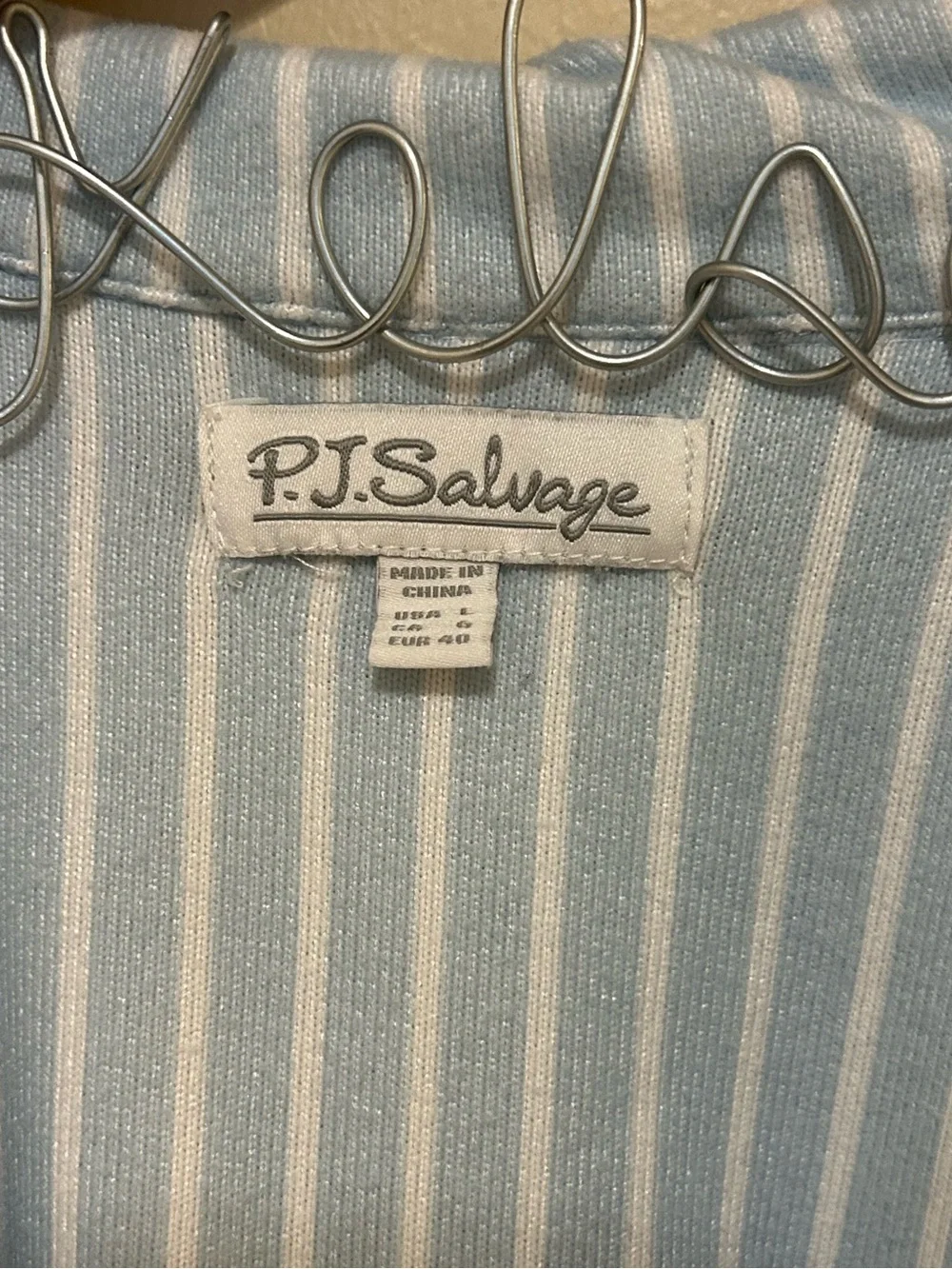PJ Salvage ‘Crabby’ Pajamas with Sleeve Detail and Red Drawstring EUC Size Large